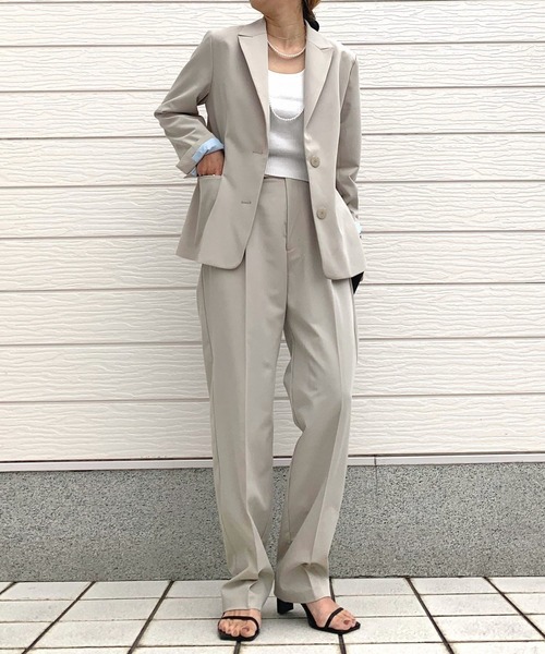Q(キュー)の「TRストレッチストレートパンツ(スラックス・レディース・チャコールグレー/グレイッシュベージュ・MEDIUM)」の19枚目の写真