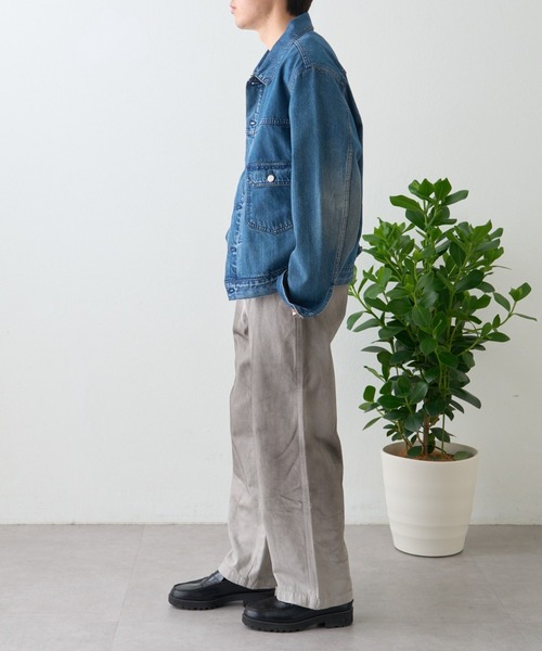 ai no de（アイノデ）の「【ainode】oku 2タックベルトワイドパンツ（デニムパンツ・メンズ・アイボリー/グレー・MEDIUM/LARGE）」の6枚目の写真