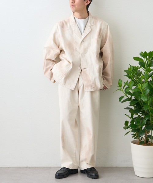 ai no de（アイノデ）の「【ainode】oku 2タックベルトワイドパンツ（デニムパンツ・メンズ・アイボリー/グレー・MEDIUM/LARGE）」の19枚目の写真