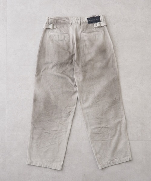 ai no de（アイノデ）の「【ainode】oku 2タックベルトワイドパンツ（デニムパンツ・メンズ・アイボリー/グレー・MEDIUM/LARGE）」の22枚目の写真