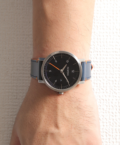 NIXON（ニクソン）の「THE ROLLO（アナログ腕時計）」 - WEAR