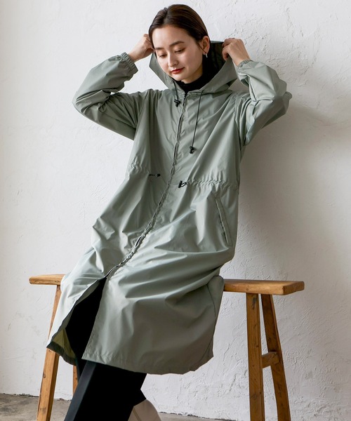 VitaFelice（ヴィータフェリーチェ）の「超撥水ピーチドロップレインコート カッパ（レインコート/ポンチョ・レディース・カーキ/チャコール/ベージュ系・FREE）」の3枚目の写真