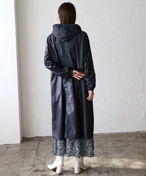 VitaFelice（ヴィータフェリーチェ）の「超撥水ピーチドロップレインコート カッパ（レインコート/ポンチョ・レディース・カーキ/チャコール/ベージュ系・FREE）」の8枚目の写真