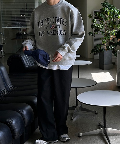 Revo.（レボ）の「【KOREAN SELECT】UNITED STATES 星条旗 ロゴプリント 裏起毛 ビッグシルエット スウェット プルオーバー（スウェット・メンズ・ブラック/アッシュグレー/グレー/ネイビー・FREE）」の16枚目の写真