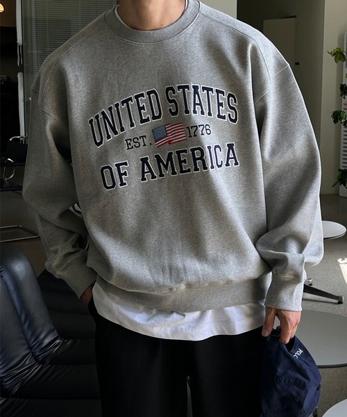 Revo.（レボ）の「【KOREAN SELECT】UNITED STATES 星条旗 ロゴプリント 裏起毛 ビッグシルエット スウェット プルオーバー（スウェット・メンズ・ブラック/アッシュグレー/グレー/ネイビー・FREE）」の8枚目の写真