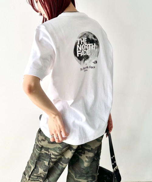 THE NORTH FACE(ザノースフェイス)の「THE NORTH FACE(ザ・ノースフェイス)/バックプリント コットン 半袖 Tシャツ/TNF SEOUL EDITION S/S R/TEE(Tシャツ/カットソー・レディース・ブラック/ホワイト/ホワイト系その他/ブラック系その他・M/L/XL/XXL)」の19枚目の写真