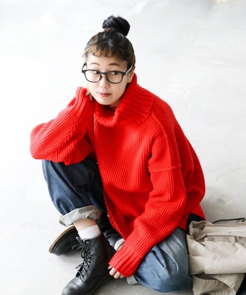 soulberry(ソウルベリー)の「うずもるネックなニット(ニット/セーター・レディース・レッド/ブラック・M/L/4L/3L/LL)」の2枚目の写真