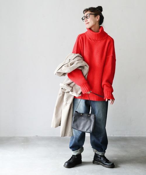 soulberry(ソウルベリー)の「うずもるネックなニット(ニット/セーター・レディース・レッド/ブラック・M/L/4L/3L/LL)」の4枚目の写真