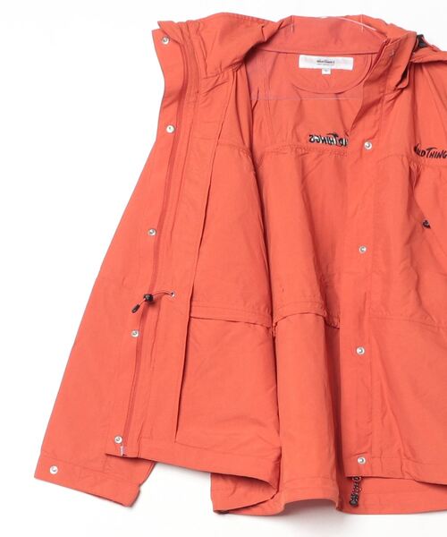 WILD THINGS（ワイルドシングス）の「W'Sシャモニージャケット│WS CHAMONIX JACKET（ナイロンジャケット・レディース・ブラック/パープル系1/オフホワイト/オレンジ系その他/ベージュ・M/S）」の19枚目の写真