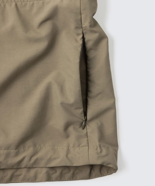 WILD THINGS（ワイルドシングス）の「W'Sシャモニージャケット│WS CHAMONIX JACKET（ナイロンジャケット・レディース・ブラック/パープル系1/オフホワイト/オレンジ系その他/ベージュ・M/S）」の14枚目の写真