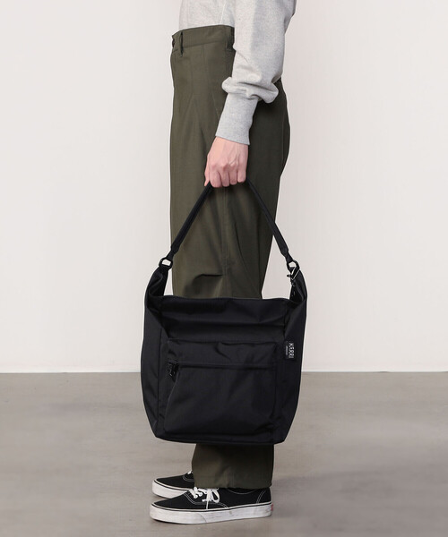 Bshop（ビショップ）の「KARRI | 2WAY ショルダーバッグ（ショルダーバッグ・レディース・ブラック・M）」の9枚目の写真