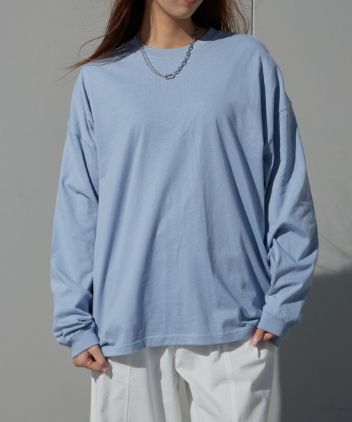 United Athle（ユナイテッドアスレ）の「【UNITED ATHLE】 ヘビーウェイト ビッグシルエット 長袖無地ロンT 5.6オンス カットソー / レディース 2026年春夏（Tシャツ/カットソー・レディース・スミクロ/ネイビー/ホワイト/ブラック/ライトブルー/オフホワイト・S/M/L/XL）」の5枚目の写真