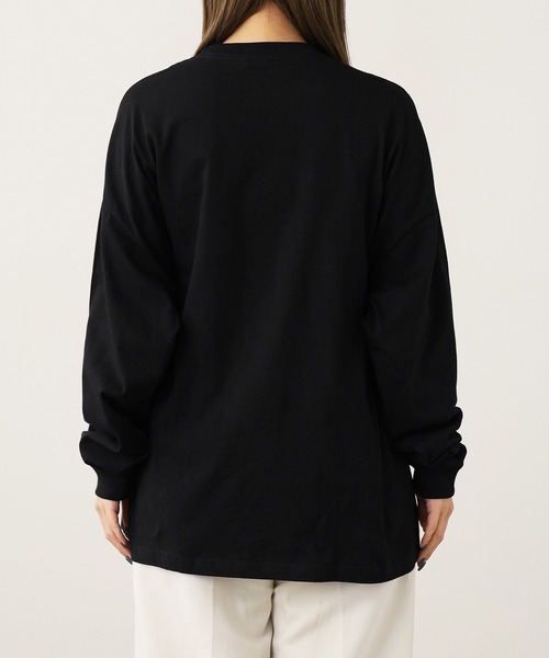 United Athle（ユナイテッドアスレ）の「【UNITED ATHLE】 ヘビーウェイト ビッグシルエット 長袖無地ロンT 5.6オンス カットソー / レディース 2026年春夏（Tシャツ/カットソー・レディース・スミクロ/ネイビー/ホワイト/ブラック/ライトブルー/オフホワイト・S/M/L/XL）」の14枚目の写真