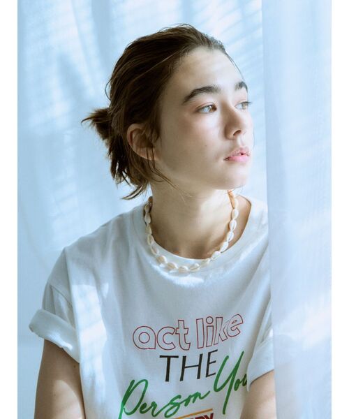 Ungrid（アングリッド）の「カラーロゴルーズTee（Tシャツ/カットソー・レディース・イエロー/レッド/オフホワイト/チャコールグレー・FREE）」の7枚目の写真