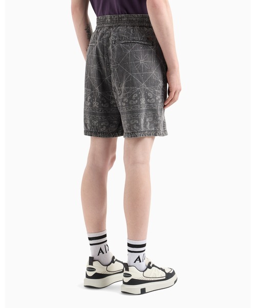 ARMANI EXCHANGE（アルマーニエクスチェンジ）の「【A|X アルマーニ エクスチェンジ】ペイズリープリント コットンリネンデニム ハーフパンツ（その他パンツ・メンズ・ブラック・30inch/32inch/34inch/36inch/33inch/28inch/29inch）」の4枚目の写真