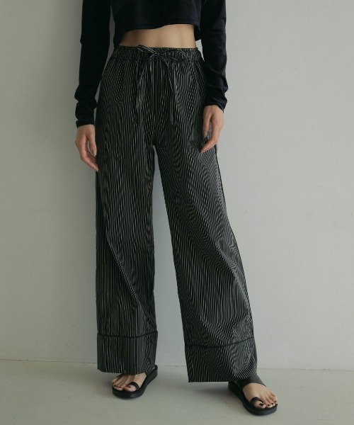 【anuke】完売アイテム＿ストライプニットパンツ 38サイズ anuke】ストライプニットパンツ 38サイズ