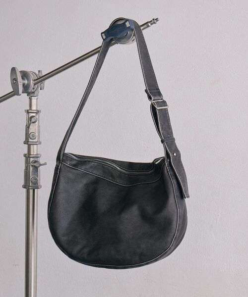RETRO GIRL（レトロガール）の「ビンテージライクショルダー（ショルダーバッグ・レディース・ブラウン/ブラック・ONE SIZE）」の4枚目の写真