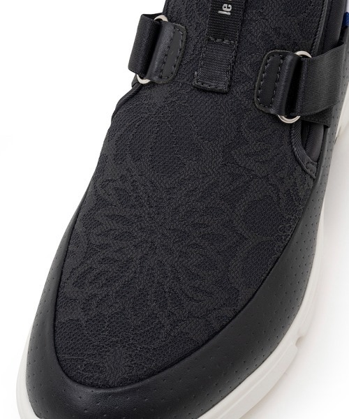 le coq sportif（ルコックスポルティフ）の「LCS ロワール スリッポン レース SI(さっと履ける/軽量/消臭)（スニーカー・レディース・ネイビー系2/ブラック×ホワイト/グレー×ホワイト・23.5cm/24.5cm/23.0cm/24.0cm/25.0cm/22.5cm）」の18枚目の写真