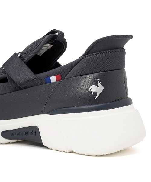 le coq sportif（ルコックスポルティフ）の「LCS ロワール スリッポン レース SI(さっと履ける/軽量/消臭)（スニーカー・レディース・ネイビー系2/ブラック×ホワイト/グレー×ホワイト・23.5cm/24.5cm/23.0cm/24.0cm/25.0cm/22.5cm）」の21枚目の写真
