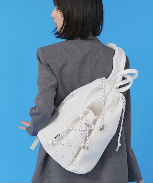 CONTROL FREAK / CTFK（コントロールフリーク）の「CONTROL FREAK / CTFK（コントロールフリーク）メッシュレースアップワンショルダーバッグ（バックパック/リュック・レディース・ブラック/ブルー/ホワイト/レッド/グリーン/ピンク・FREE）」の2枚目の写真