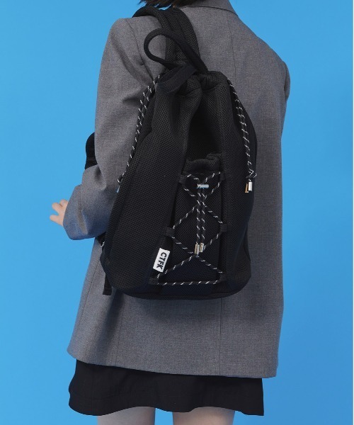CONTROL FREAK / CTFK（コントロールフリーク）の「CONTROL FREAK / CTFK（コントロールフリーク）メッシュレースアップワンショルダーバッグ（バックパック/リュック・レディース・ブラック/ブルー/ホワイト/レッド/グリーン/ピンク・FREE）」の3枚目の写真