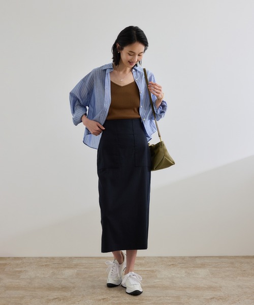 ROPE'(ロペ)の「【洗える】コットンシアークロップドシャツブラウス(シャツ/ブラウス・レディース・ホワイト/ブラック/ブルー系その他4・38/36)」の22枚目の写真