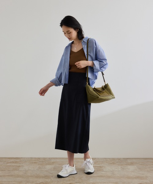 ROPE'(ロペ)の「【洗える】コットンシアークロップドシャツブラウス(シャツ/ブラウス・レディース・ホワイト/ブラック/ブルー系その他4・38/36)」の6枚目の写真