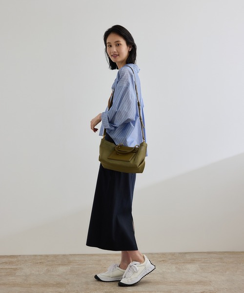 ROPE'(ロペ)の「【洗える】コットンシアークロップドシャツブラウス(シャツ/ブラウス・レディース・ホワイト/ブラック/ブルー系その他4・38/36)」の7枚目の写真