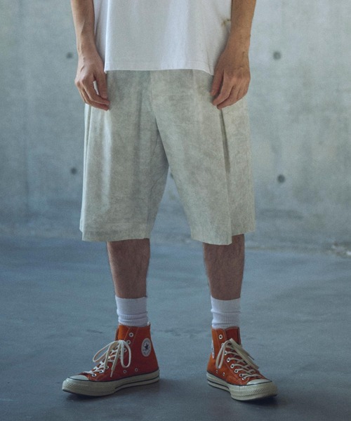 ADAM PATEK(アダムパテック)の「ADAMPATEK/uneven dyeing short pants/ムラ染めプリントワイドショートパンツ(AP2518004)(その他パンツ・レディース・ブラック/ホワイト/グレー・2/1)」の2枚目の写真