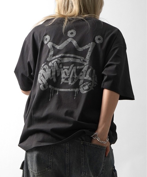 ILL'S（イルズ）の「ボックスシルエット グランジ風 レトロモチーフ バックプリント 半袖Tシャツ メンズ レディース（Tシャツ/カットソー・メンズ・チャコール/ブラック系その他/ホワイト系その他/ブラック/ホワイト/グレー系・L/M）」の7枚目の写真