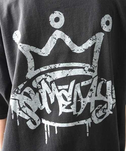ILL'S（イルズ）の「ボックスシルエット グランジ風 レトロモチーフ バックプリント 半袖Tシャツ メンズ レディース（Tシャツ/カットソー・メンズ・チャコール/ブラック系その他/ホワイト系その他/ブラック/ホワイト/グレー系・L/M）」の22枚目の写真