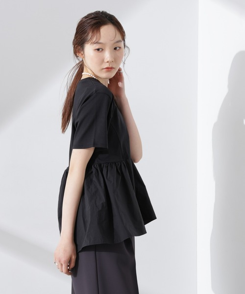 NANO universe(ナノユニバース)の「布帛コンビギャザー切替カットトップス(Tシャツ/カットソー・レディース・ブルー/ブラック/ホワイト・FREE)」の9枚目の写真