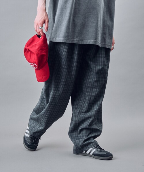 PUBLUX（パブリュクス）の「PUBLUX/パブリュクス イージーバレルパンツ(限定展開)（その他パンツ・メンズ・グレー系その他/ブラウン系その他/ブラック/グレー・SMALL/MEDIUM/LARGE）」の3枚目の写真