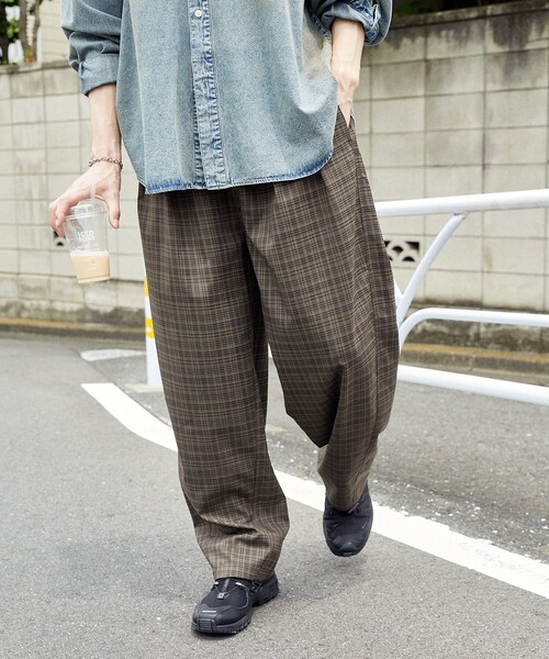 PUBLUX（パブリュクス）の「PUBLUX/パブリュクス イージーバレルパンツ(限定展開)（その他パンツ・メンズ・グレー系その他/ブラウン系その他/ブラック/グレー・SMALL/MEDIUM/LARGE）」の5枚目の写真