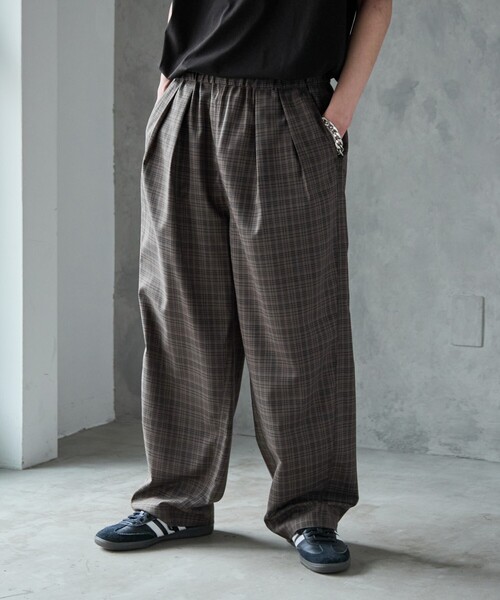 PUBLUX（パブリュクス）の「PUBLUX/パブリュクス イージーバレルパンツ(限定展開)（その他パンツ・メンズ・グレー系その他/ブラウン系その他/ブラック/グレー・SMALL/MEDIUM/LARGE）」の15枚目の写真