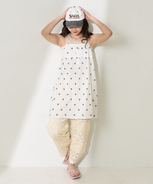 FREAK'S STORE（フリークスストア）の「インド 小花刺繍キャミリボンチュニック/バックリボン キャミチュニック（チュニック・レディース・オフホワイト/ブラック/ブルー・ﾌﾘ-）」の13枚目の写真