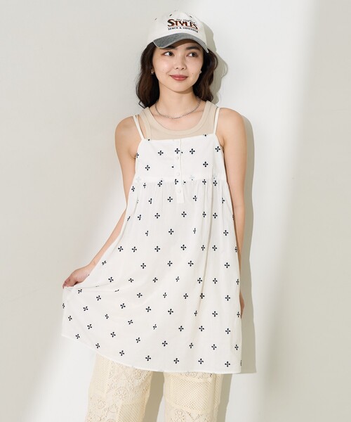 FREAK'S STORE（フリークスストア）の「インド 小花刺繍キャミリボンチュニック/バックリボン キャミチュニック（チュニック・レディース・オフホワイト/ブラック/ブルー・ﾌﾘ-）」の16枚目の写真