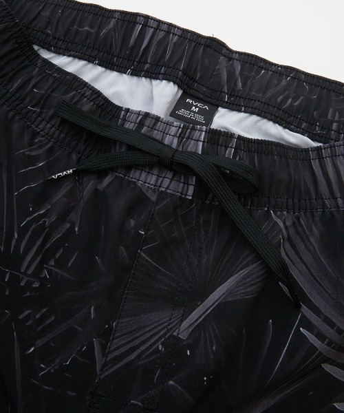 RVCA(ルーカ)の「RVCA メンズ PERRY MIX BS ボードショーツ 【2025年春夏モデル】/ルーカ水陸両用ウエストゴムサーフトランクス・ボードショーツ・バギーショーツ(水着)(水着・メンズ・ブラック×ホワイト/ブラック/ホワイト系その他/モスグリーン・LARGE/MEDIUM/SMALL/X-LARGE)」の15枚目の写真