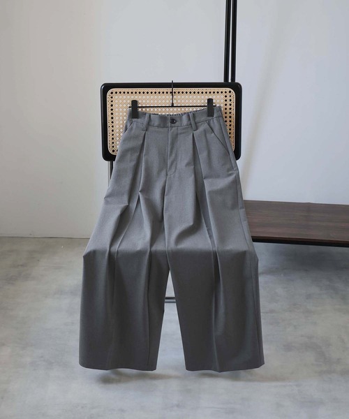 Doula Doula（ドゥーラドゥーラ）の「センタータックワイドスラックスパンツ（その他パンツ・レディース・ブラック/ブラウン/チャコールグレー・マルチサイズ）」の15枚目の写真