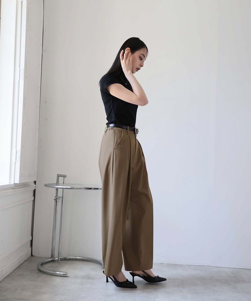 Doula Doula（ドゥーラドゥーラ）の「センタータックワイドスラックスパンツ（その他パンツ・レディース・ブラック/ブラウン/チャコールグレー・マルチサイズ）」の9枚目の写真