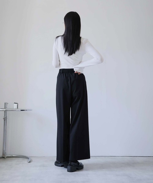 Doula Doula（ドゥーラドゥーラ）の「センタータックワイドスラックスパンツ（その他パンツ・レディース・ブラック/ブラウン/チャコールグレー・マルチサイズ）」の12枚目の写真