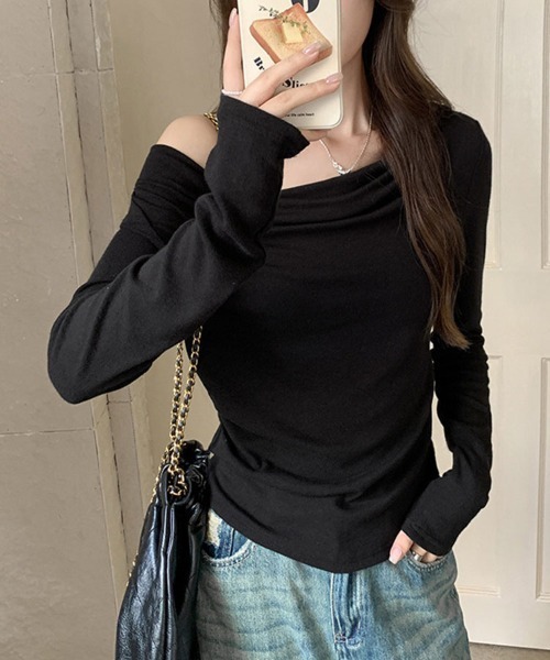 SallyLunn(サリーラン)の「オフショルダーカットソー(Tシャツ/カットソー・レディース・ブラック/アイボリー・LARGE/MEDIUM)」の6枚目の写真