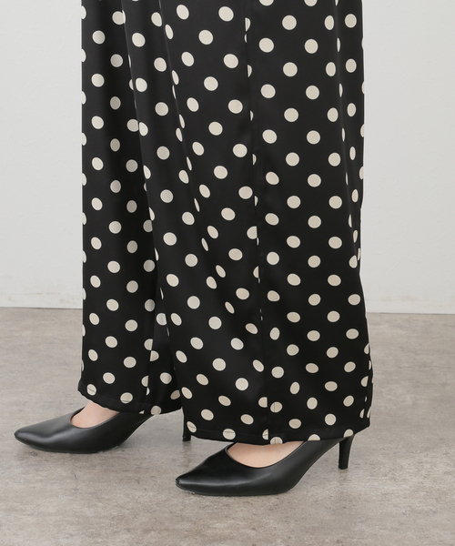 La TOTALITE（ラトータリテ）の「【洗える】CEaRET/シーレット Dot Tuck Gather Curve Pants（その他パンツ・レディース・ブラック・FREE）」の8枚目の写真