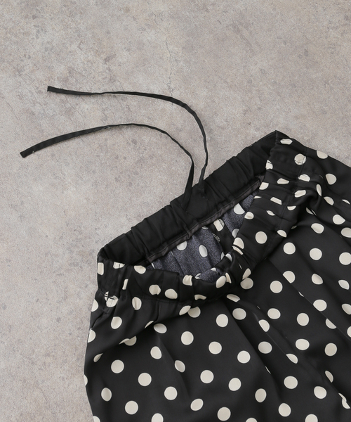 La TOTALITE（ラトータリテ）の「【洗える】CEaRET/シーレット Dot Tuck Gather Curve Pants（その他パンツ・レディース・ブラック・FREE）」の9枚目の写真