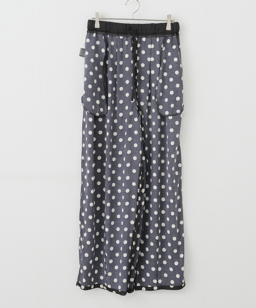 La TOTALITE（ラトータリテ）の「【洗える】CEaRET/シーレット Dot Tuck Gather Curve Pants（その他パンツ・レディース・ブラック・FREE）」の10枚目の写真