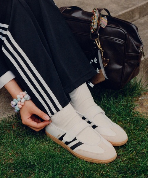 SAMBA JANE W JR1402（スニーカー）｜adidas（アディダス）の
