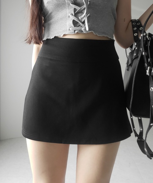 me+em select(ミームセレクト)の「【 2color / 3size 】サイドスリットレイヤードスウェットミニスカパン / side slit layered sweat mini skirt pants(その他パンツ・レディース・グレー/ブラック・MEDIUM/SMALL/LARGE)」の18枚目の写真