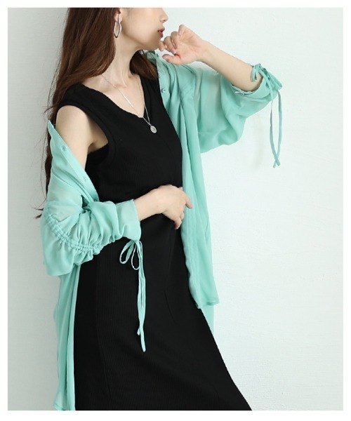 Sawa a la mode(サワアラモード)の「袖リボンドロストシャツブラウス(シャツ/ブラウス・レディース・ブラック/ミント/ホワイト・FREE)」の15枚目の写真