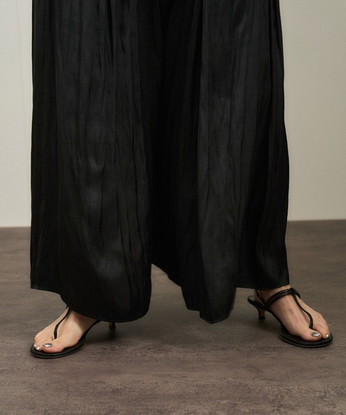 SALON adam et rope'(サロン アダム エ ロペ)の「カッセンギャザーサロペット(つなぎ/オールインワン・レディース・ブラック/ベージュ・S/M)」の9枚目の写真