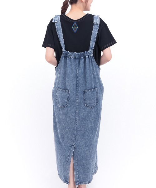 チチカカ（チチカカ）の「Orale! ケミカルデニムサロペットスカート（ジャンパースカート・レディース・ブラック/ブルー・FREE）」の9枚目の写真